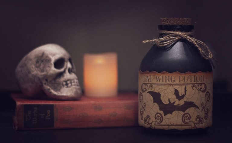 Horror Books Photo by pixabay - Auburn Lane Horror Books Photo by pixabay